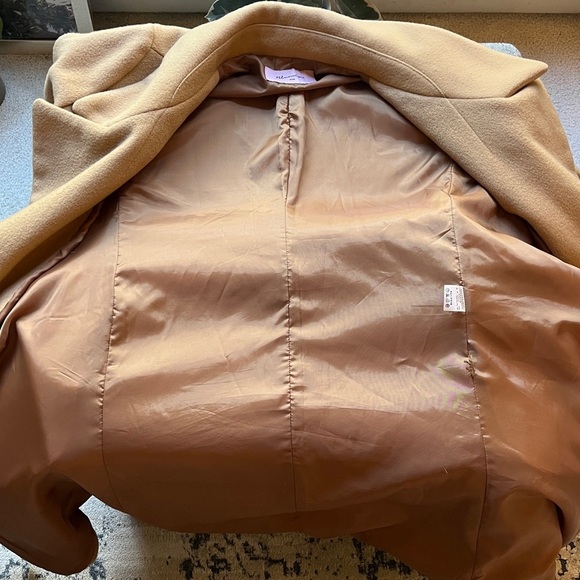 Vintage Wool Caramel Colored Coat , Circa 1990s - Picture 9 of 17